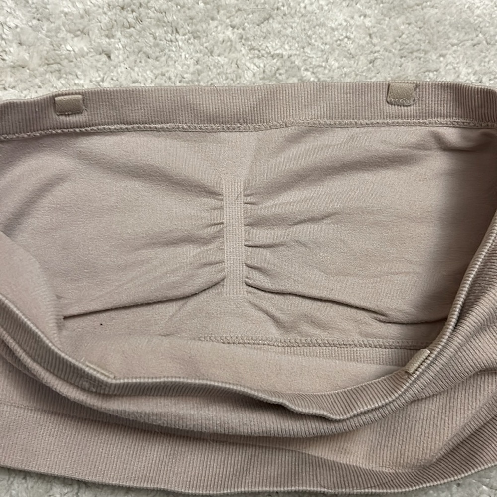 🚨Strapless Bandeau Bra Nude Medium - Picture 3 of 6